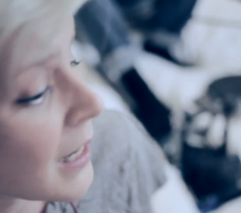 Neues Video: Robyn mit Hang With Me