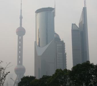 Shanghai - Moloch aus Glas und Stahl